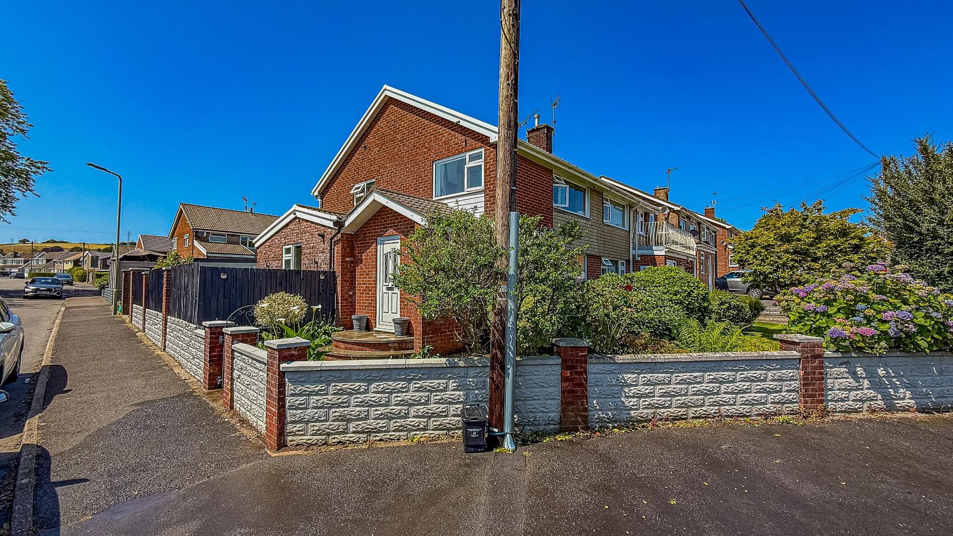 Denbigh Close, Tonteg,, CF38 1HB